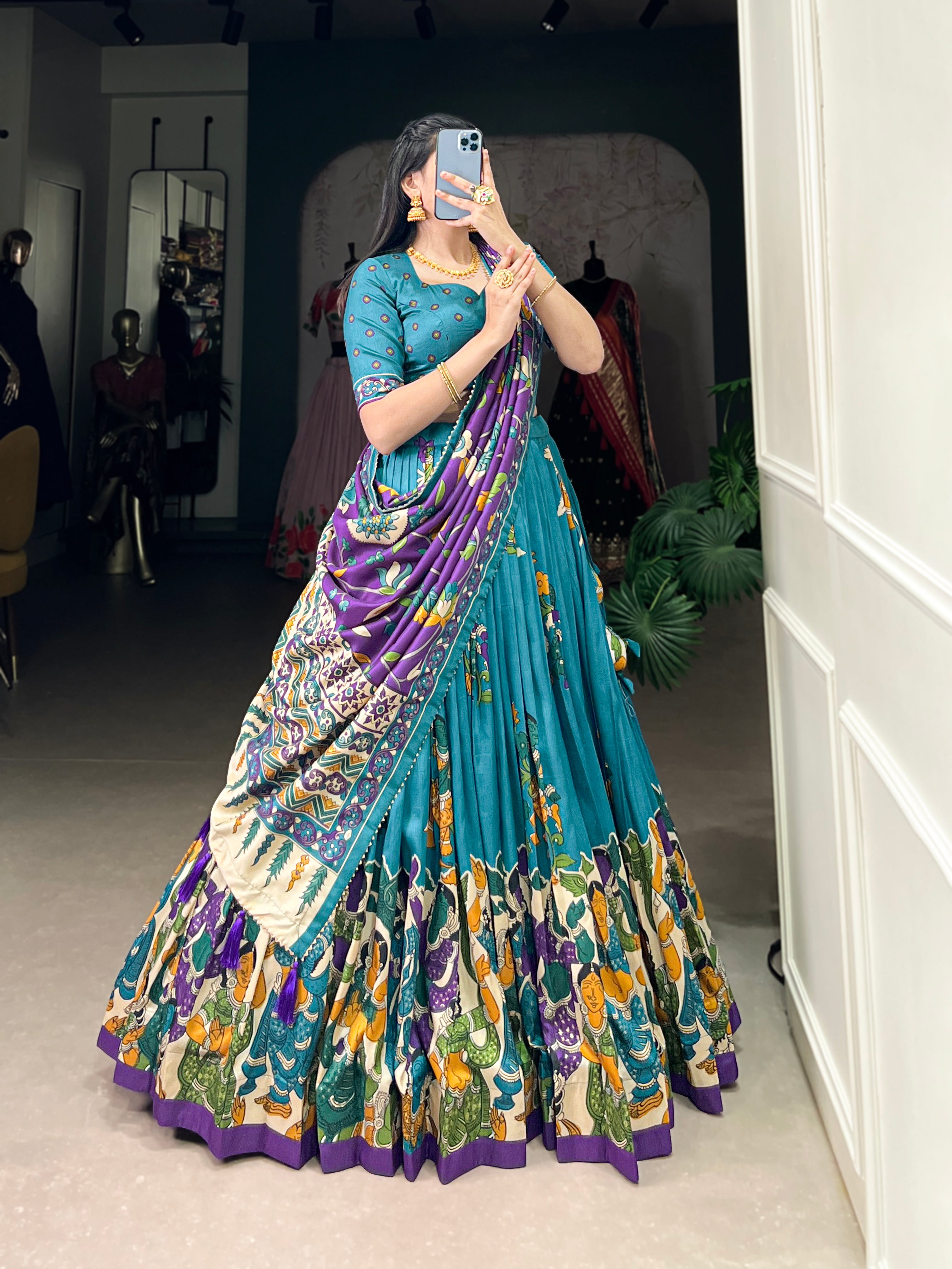 Exclusive Tussar Silk Lehenga Choli Set β Floral & Patola Print Design β¨π
